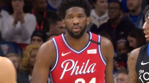 NBA35周年最佳球员官方认证历史回顾：比尔·拉塞尔的传奇地位无人能撼