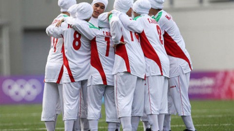 德国队2026白色主场球衣球员照片全搜罗！致敬冠军的绝版阿迪战袍细节解析